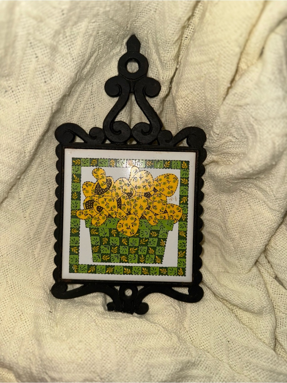 Cast Iron Wall Plaque with groovy mushroom Tile Accent